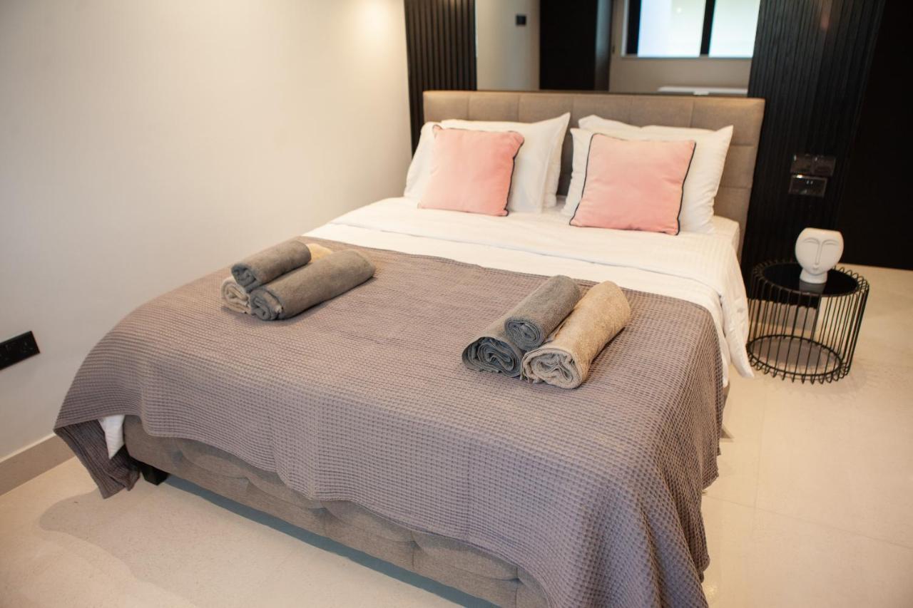 Raam Luxury Suites Larnaca Exterior foto