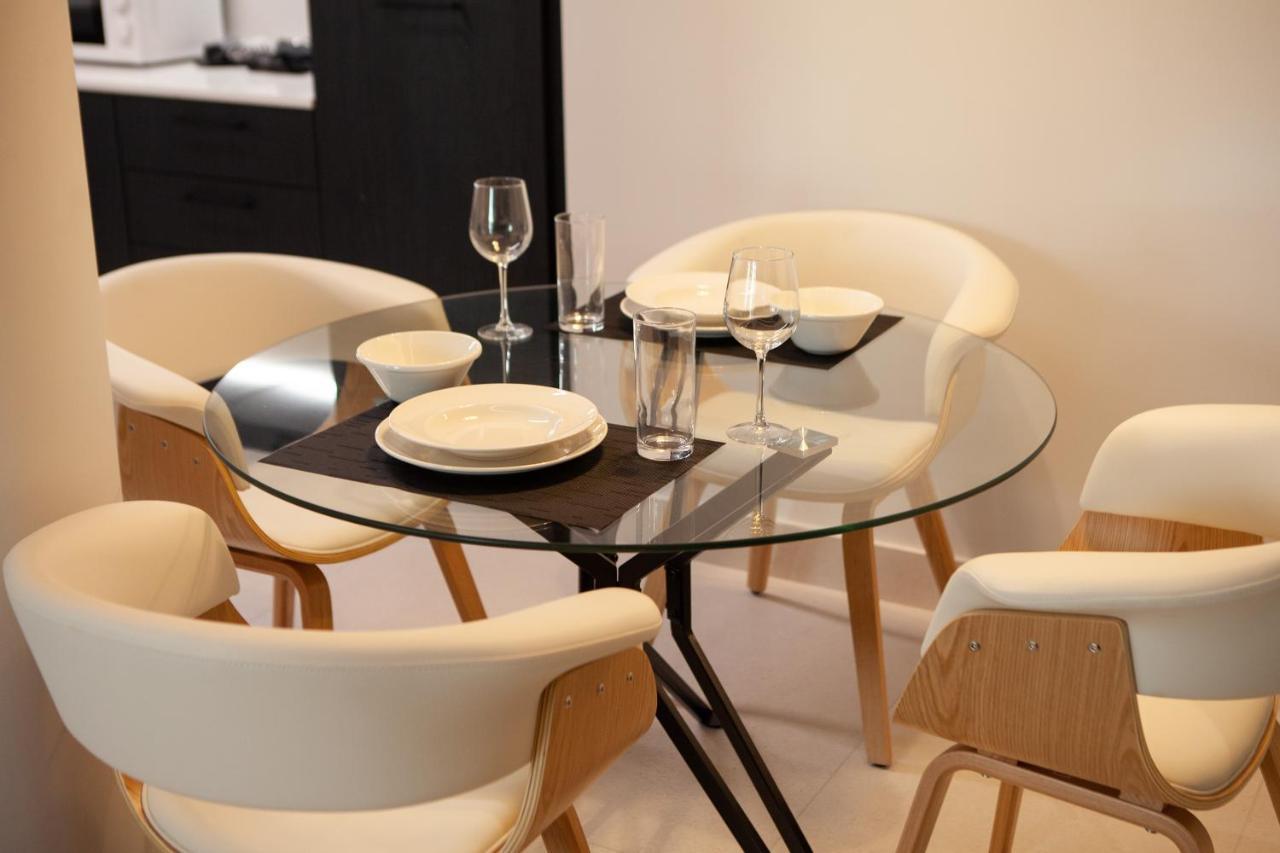Raam Luxury Suites Larnaca Exterior foto