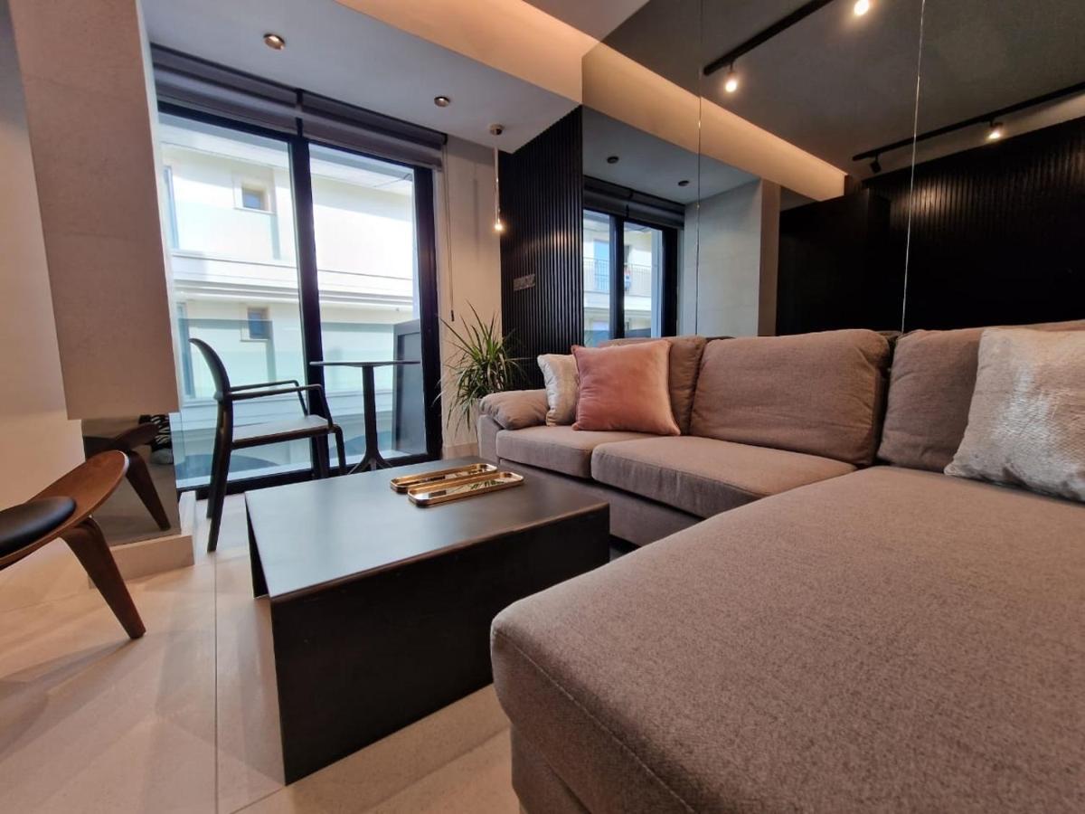 Raam Luxury Suites Larnaca Exterior foto