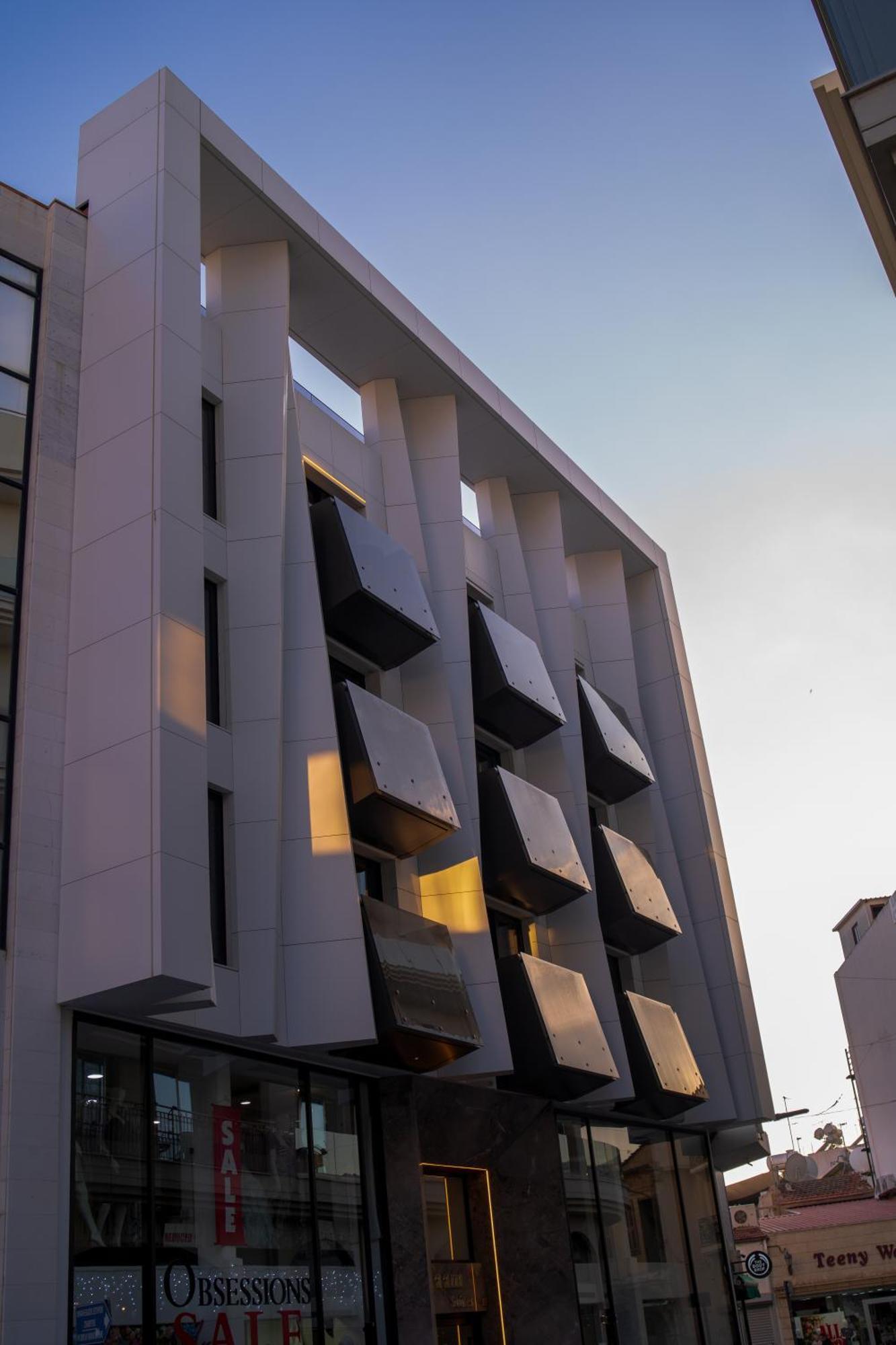 Raam Luxury Suites Larnaca Exterior foto